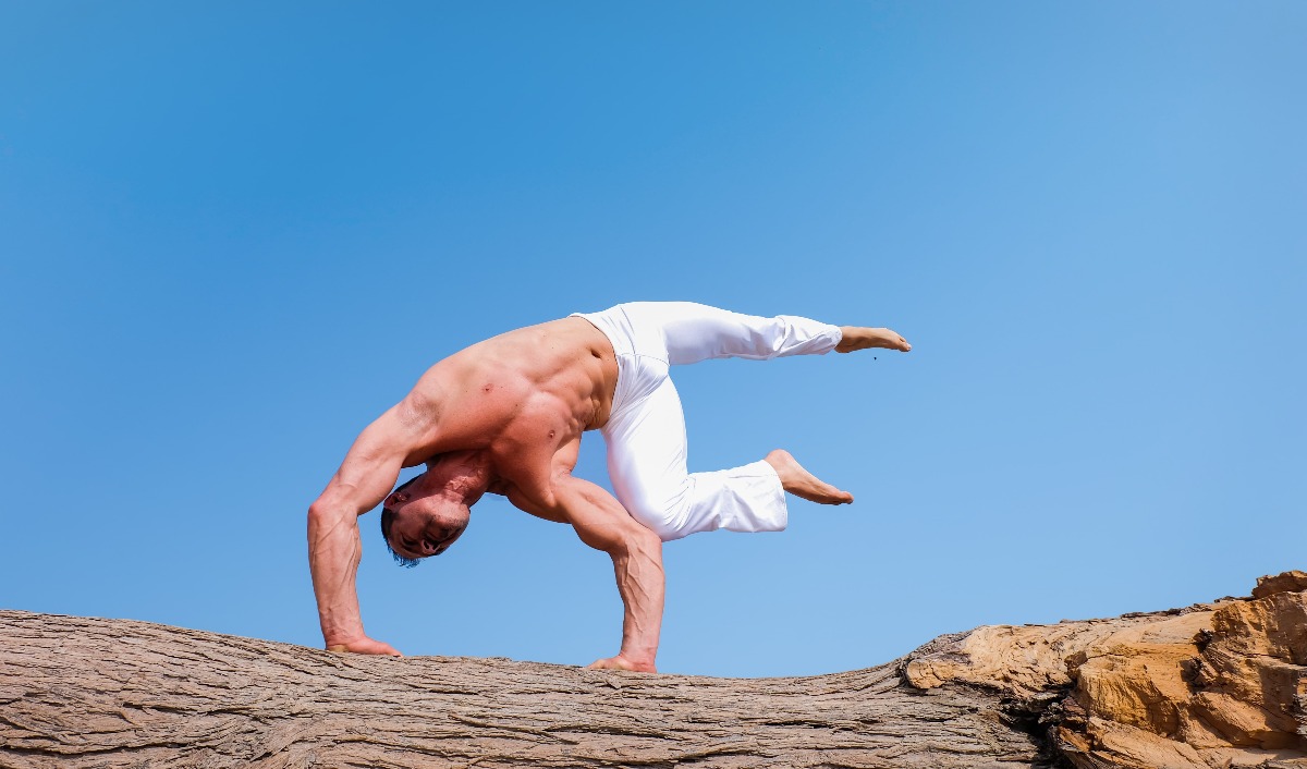 Yoga moves for stronger core