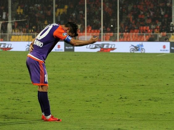 isl_players_insportscrunch.jpg isl_players_insportscrunch.jpg